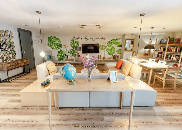 Yeah BarcelonaHostel